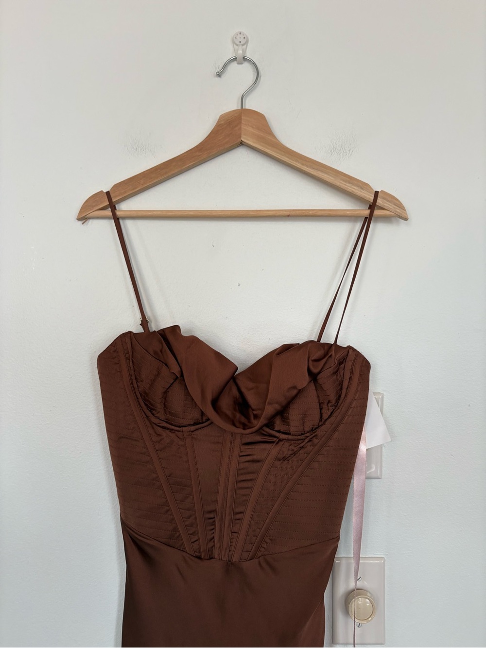 House of CB || Myrna Satin‎ Cowl Neck Midi Dress Corset Brown S Regular Cup NWT - Picture 4 of 13